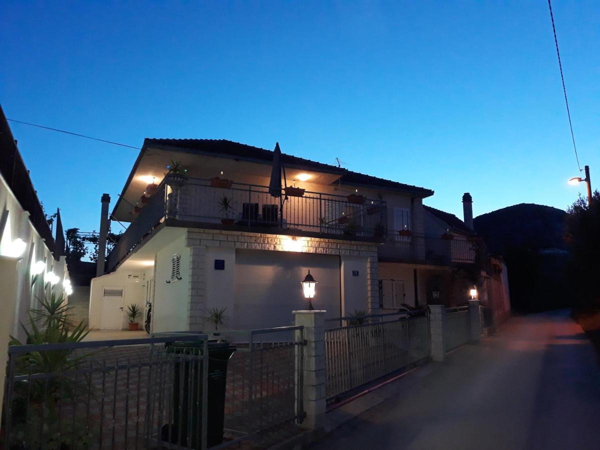 Quality Vila "Comfort" Trogir Kültér fotó